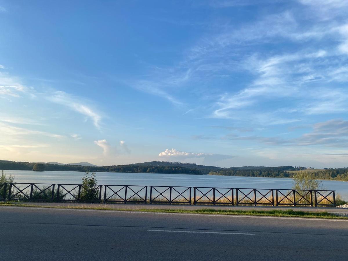 Apartman Na Brehu Lipna Cerna v Posumavi Exterior photo